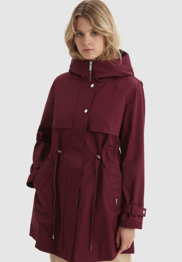 Женские куртки и парки Woolrich  2022.  Фото и цены официального сайта.